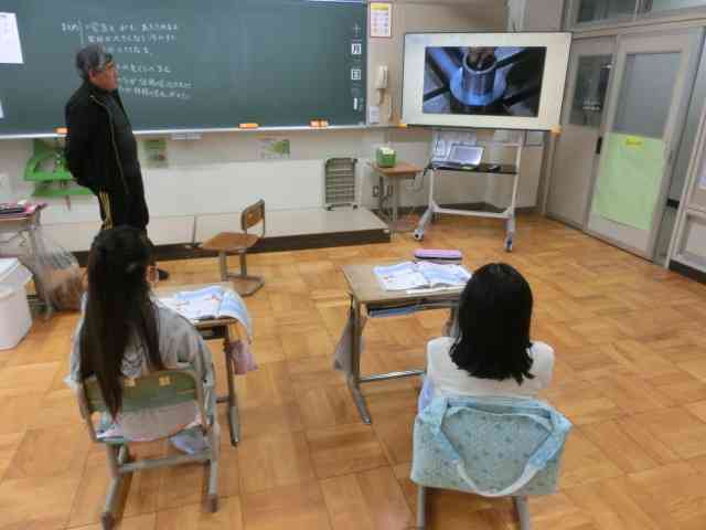 kyusyoku251203　２