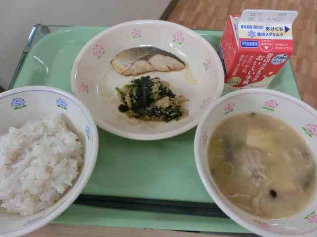 kyusyoku251222　１